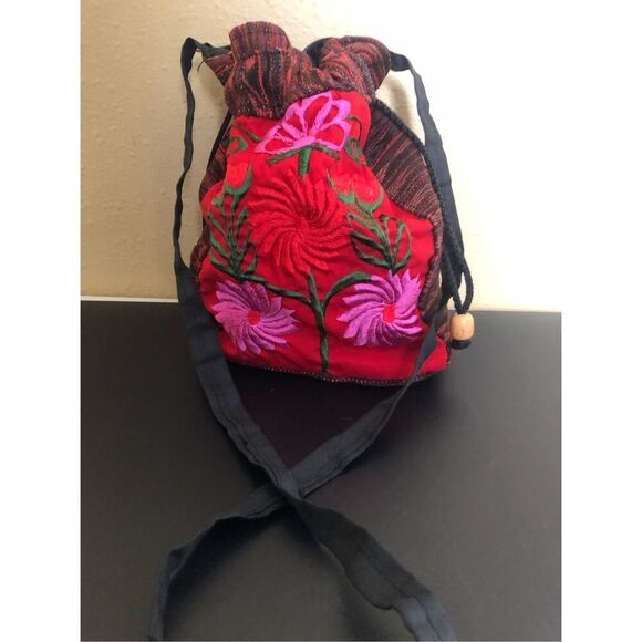 Crossbody Drawstring Embroidered Floral Bohemian Purse Bag - Picture 3 of 8
